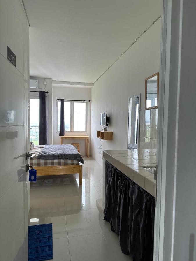 Apartment Grand Sentraland Karawang Manage By Laguna Room Экстерьер фото